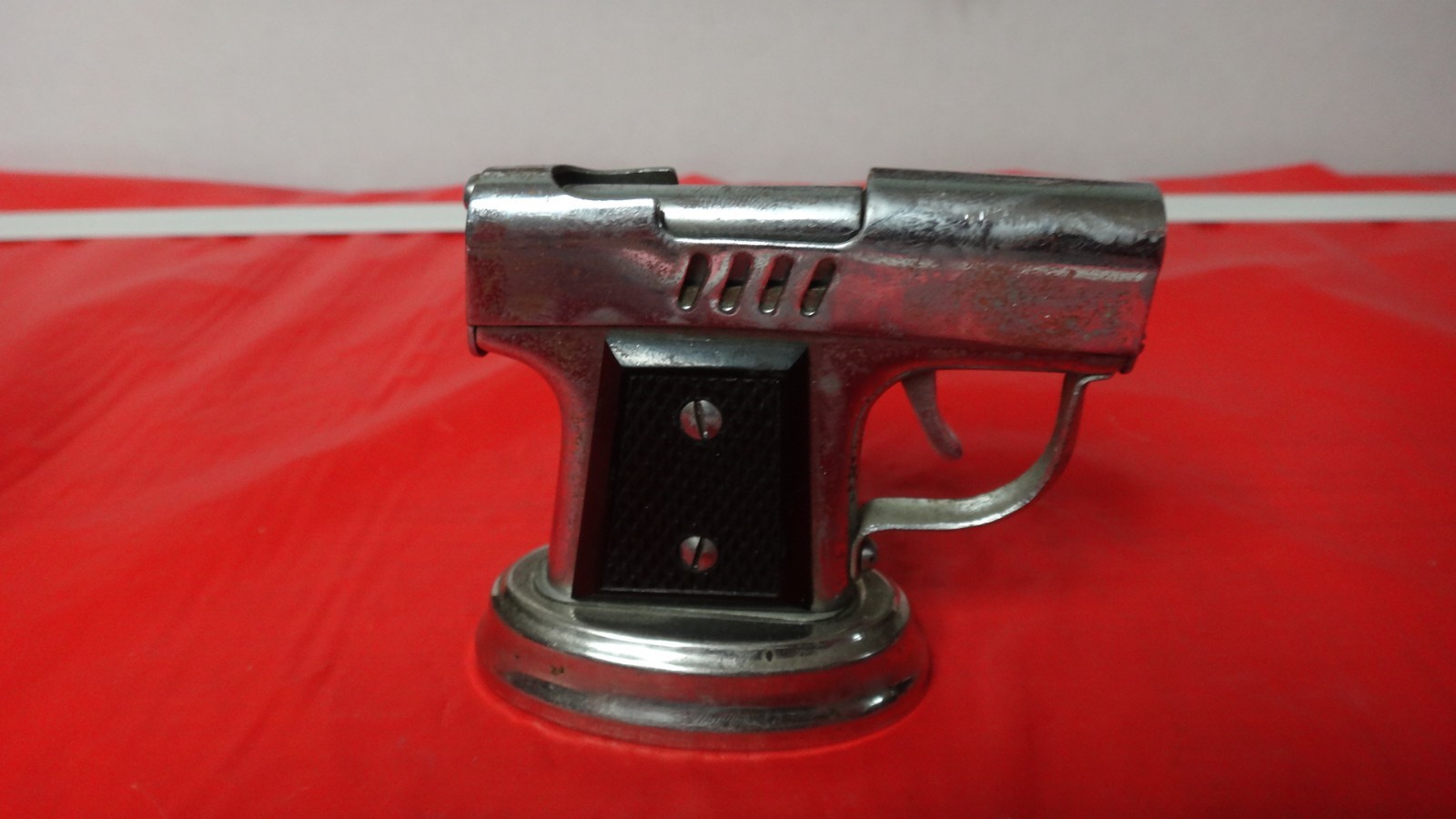 1940’s Continental Gun Shape=Metal=Fuel Table Lighter=MIO Japan=