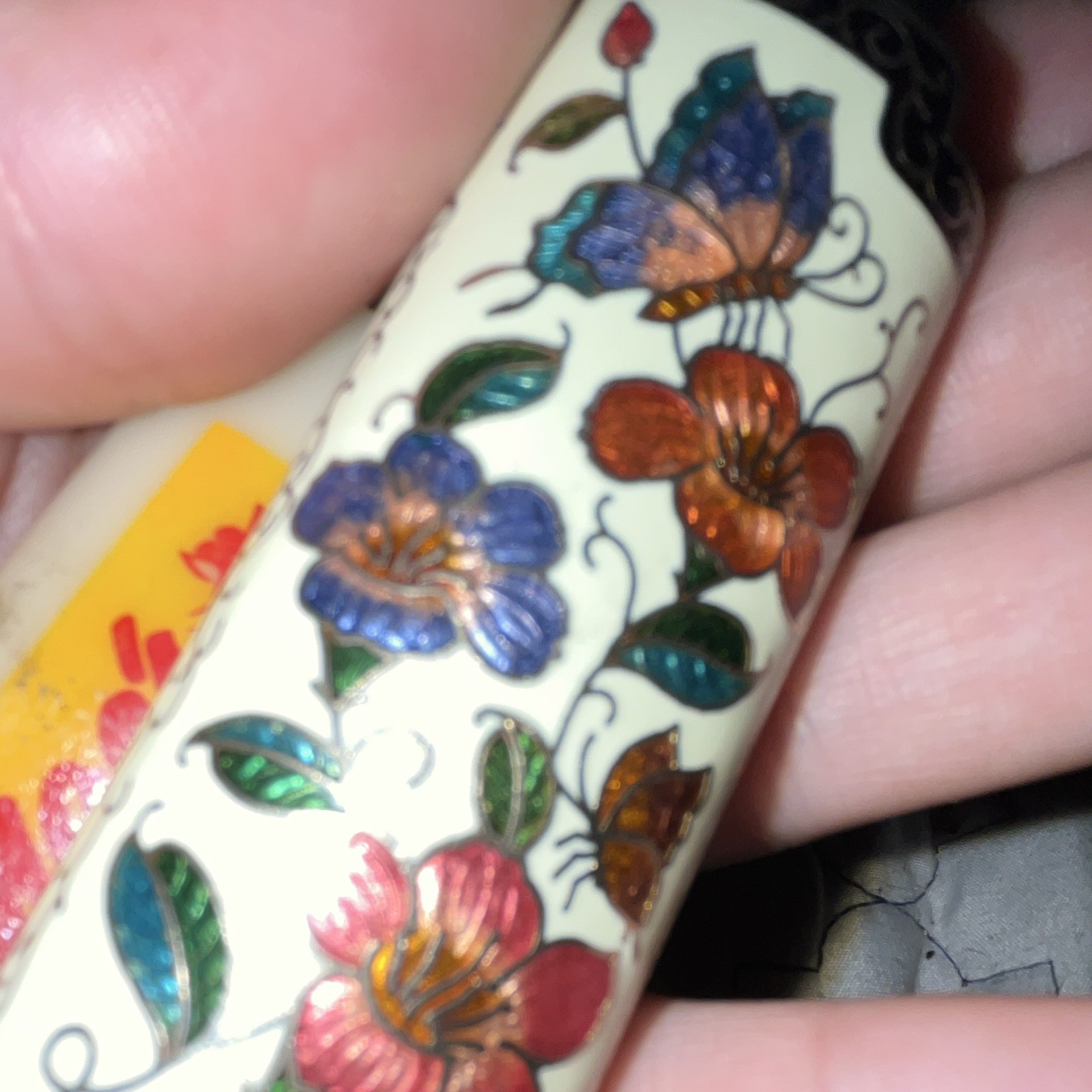 Vintage Disposable Lighter brassWhite Multicolor Floral Butterfly Sleeve Cover