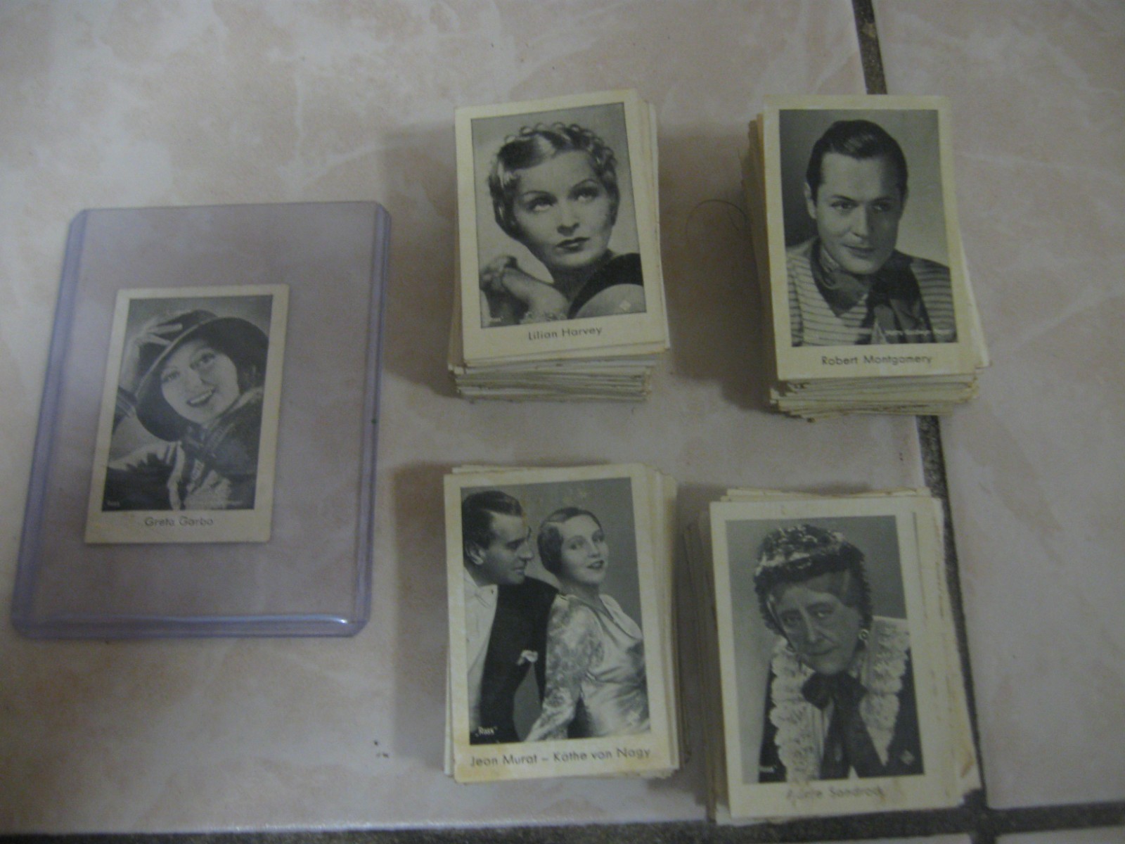 1930s VINTAGE HUGE LOT JOSETTI FILM STARS TOBACCO CIGARETTE CARDS MANY GREATS