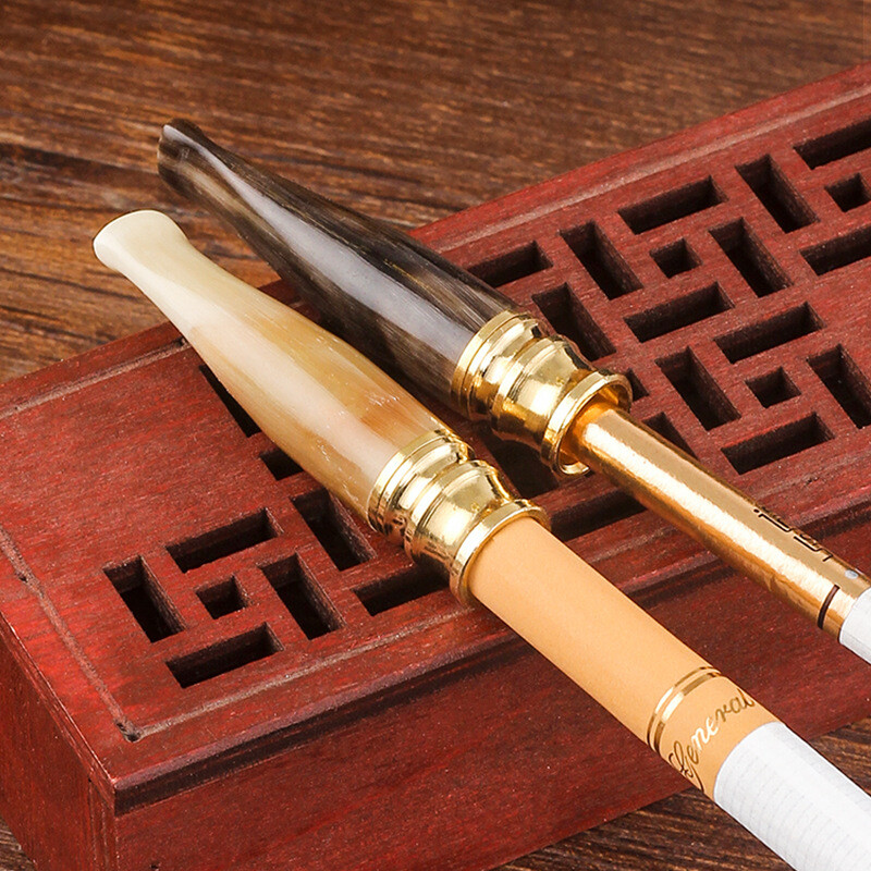 Detachable Cleaning And Reusable Portable Mini Cow Horn Cigarette Holder