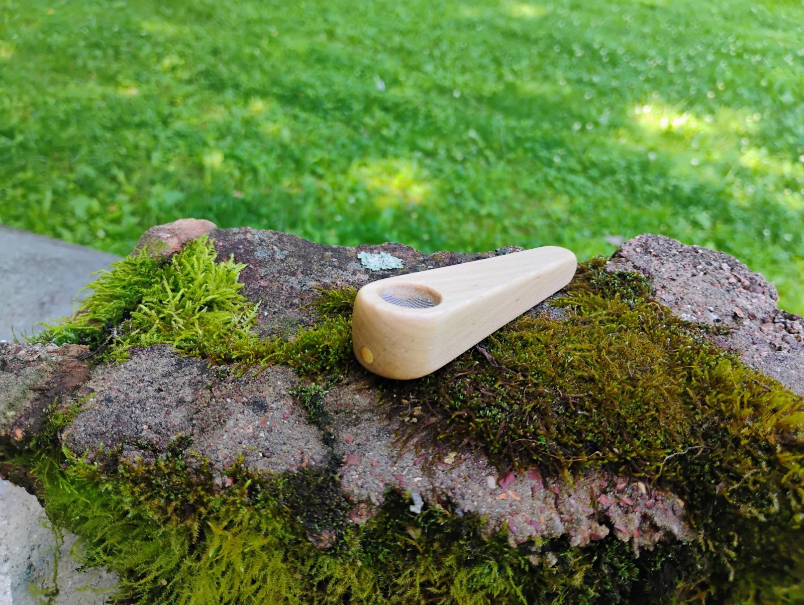 Handmade In USA 3.5 Inch Maple Wooden Slim Cone Smoking Pipe With 5 Screens