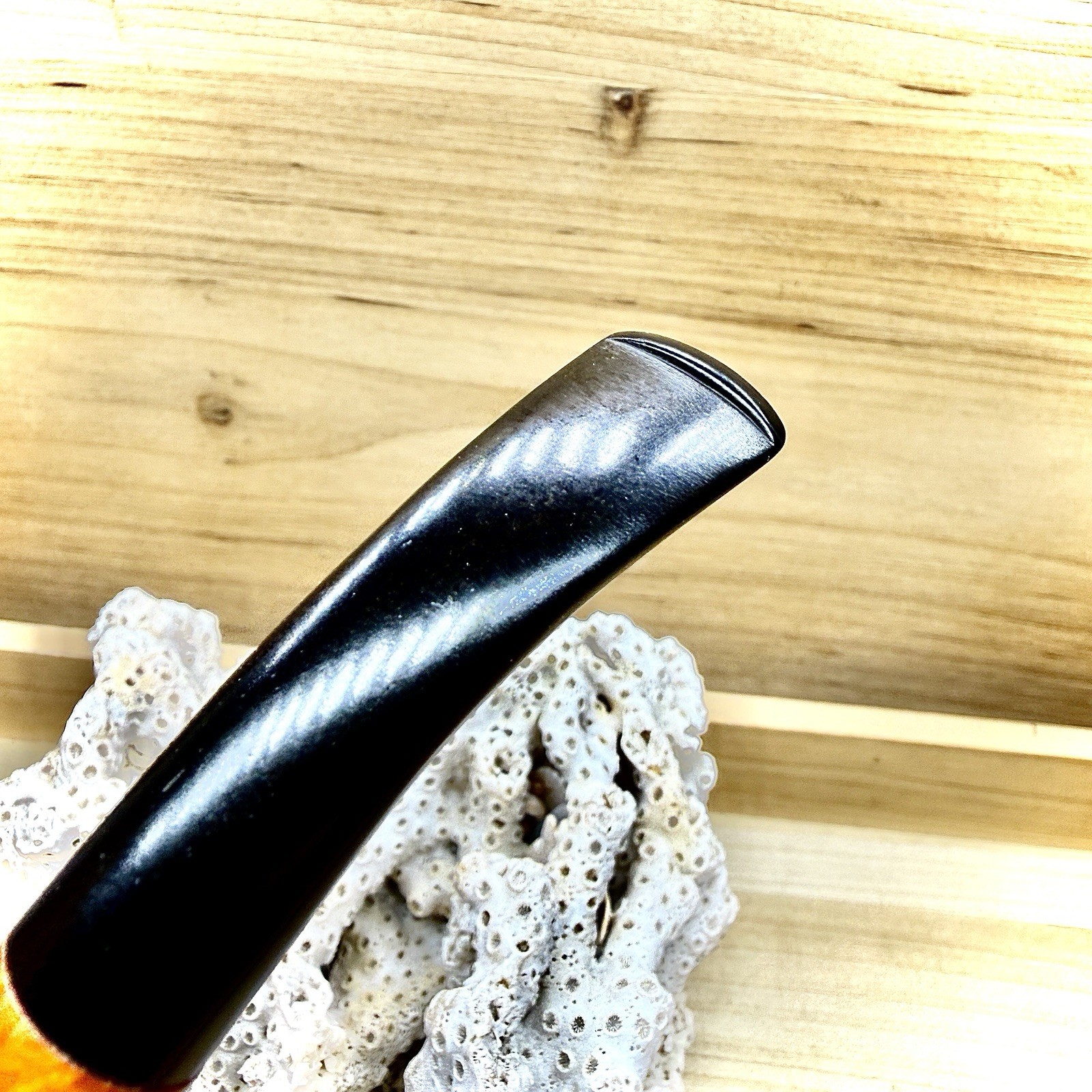 52g ED BURAK CONNOISSEUR N.Y.C HAWKBILL SWAN NECK ESTATE PIPE