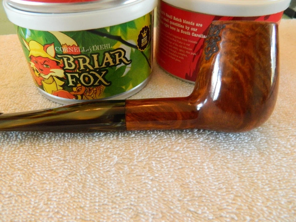 PRINCE OF WALES MADE BY SAVANELLI LARGE BRANDY HAND TOOLED GREEN ACRYLIC STEM