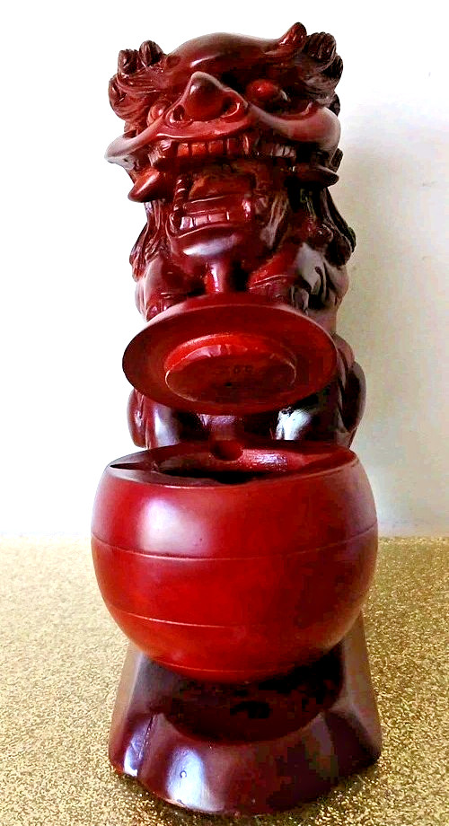 Vtg Chinese 8″ NOS Foo Dog Hidden Ashtray Hand Carved Wood Reddish Brown HTF Dog