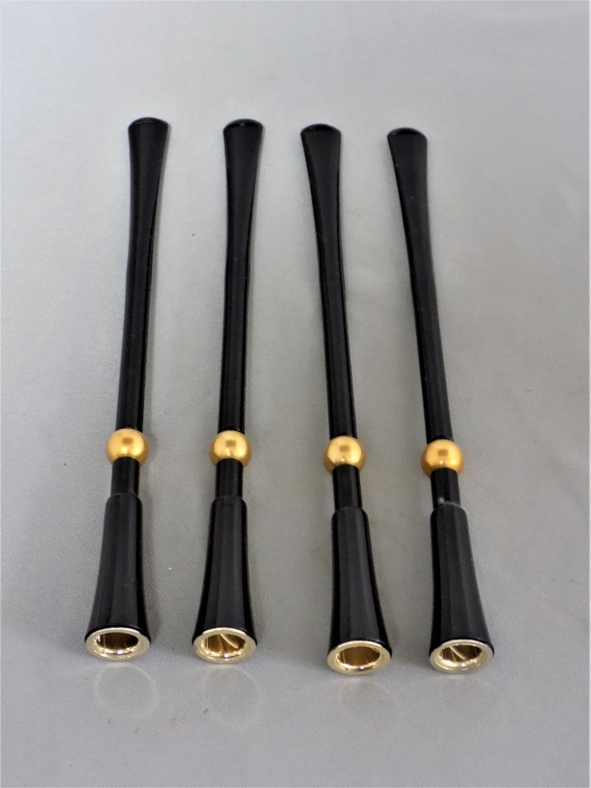 MITCHELL THOMAS CLASSIC ITALIAN EJECTOR CIGARETTE HOLDER w/GOLD BEAD 6″ NOS