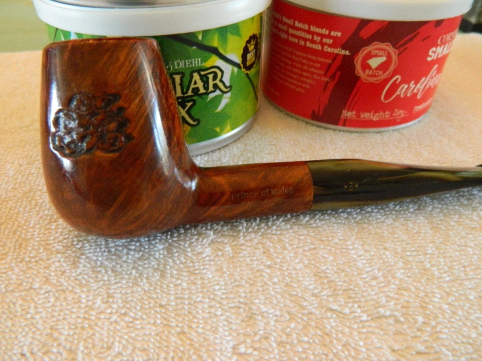 PRINCE OF WALES MADE BY SAVANELLI LARGE BRANDY HAND TOOLED GREEN ACRYLIC STEM
