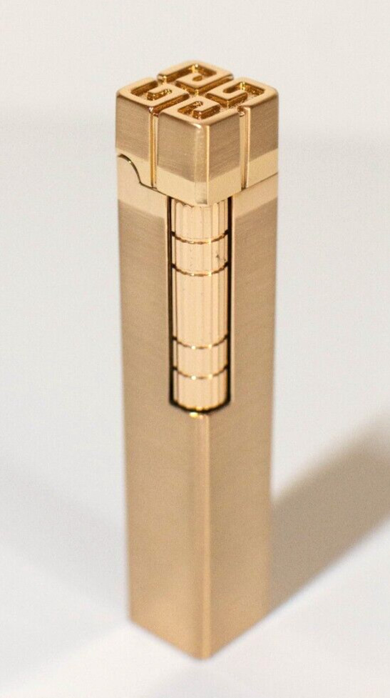 Vintage Classic Style Butane Lighter – Soft Torch Flame – Side Scroll Ignition