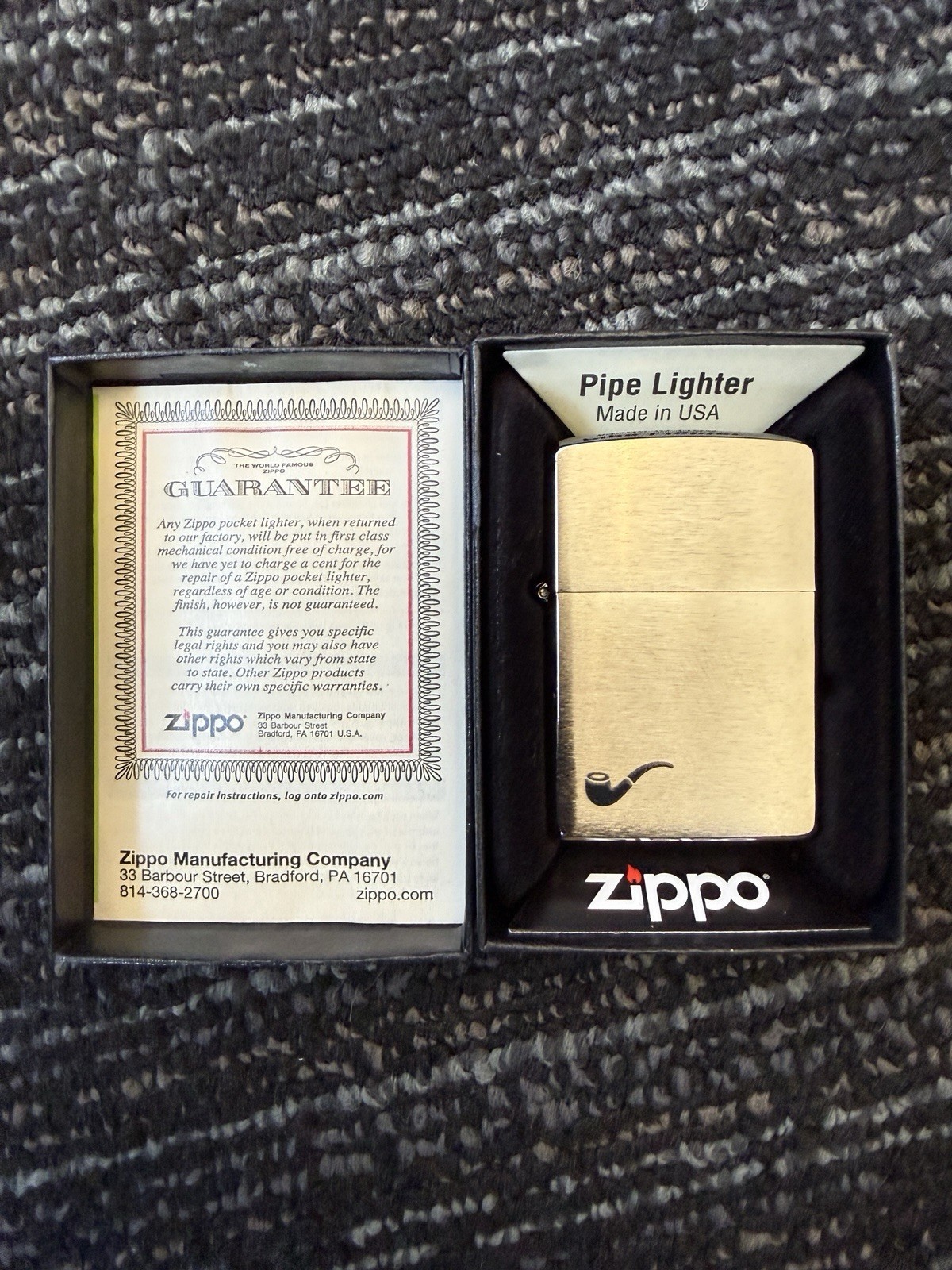 ZIPPO LIGHTER NEW CLASSIC BRUSHED CHROME w/ PIPE LOGO & PIPE INSERT 200PL w/ BOX
