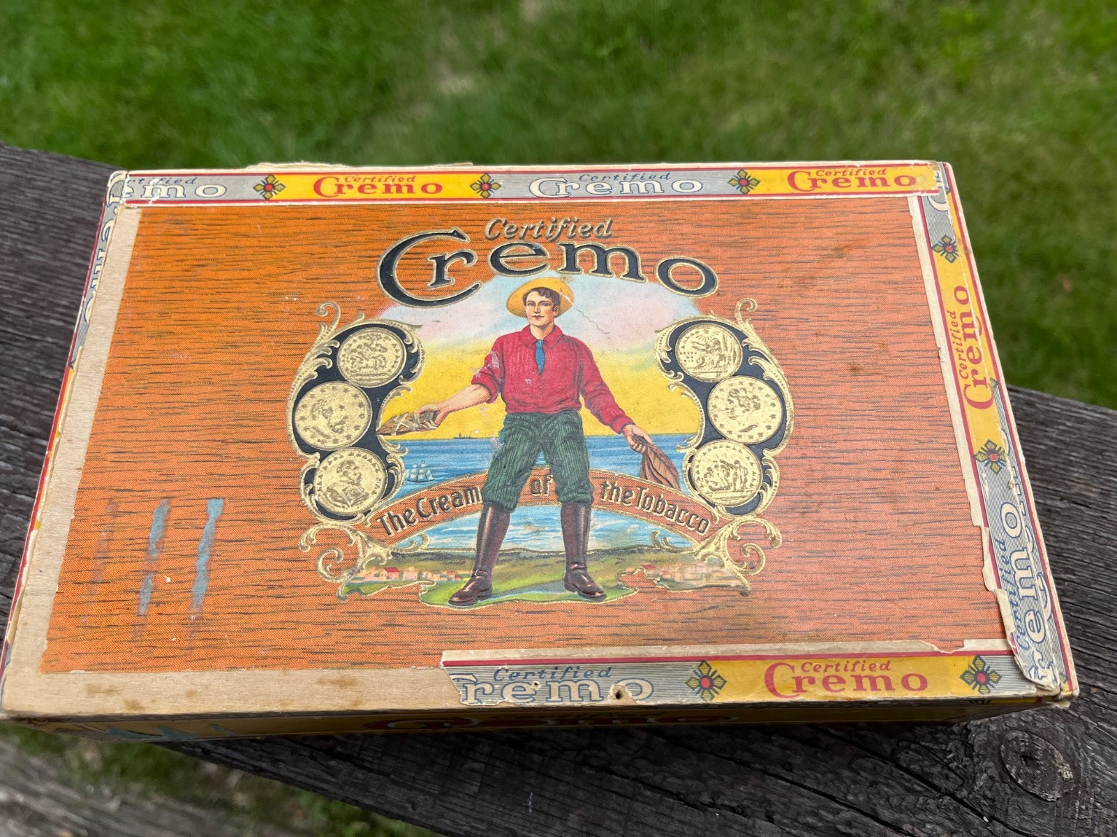 Vintage Certified Cremo Cigar Box 1930s “The Cream of the Tobacco” Wood
