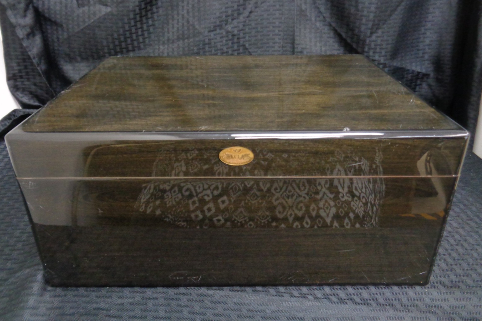 Cigar Humidor Large Cedar Wood Desktop Humidifier Storage Box Cigars