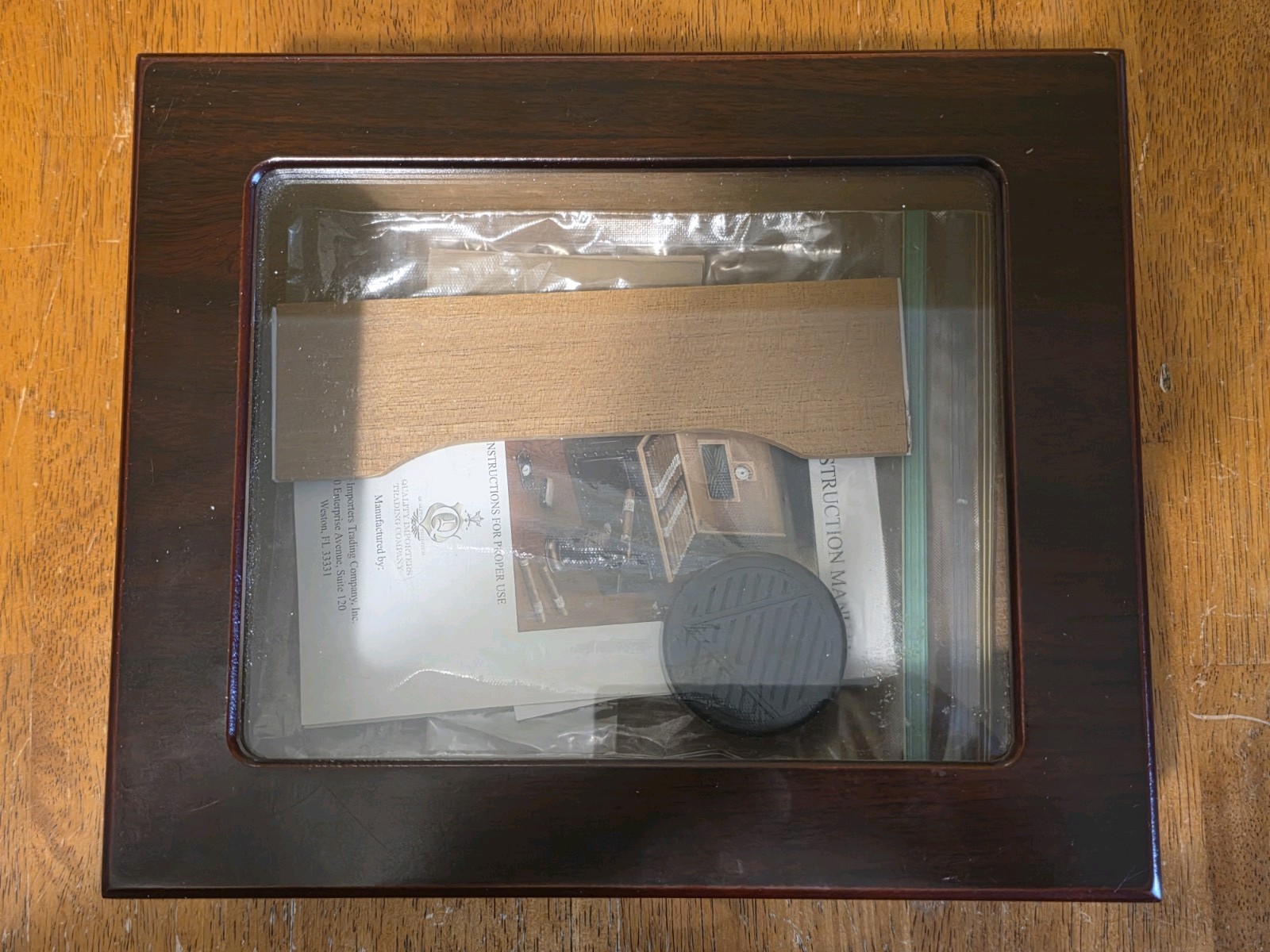 Glass Top Cigar Humidor w/ Hygrometer & Divider Cedar Lined