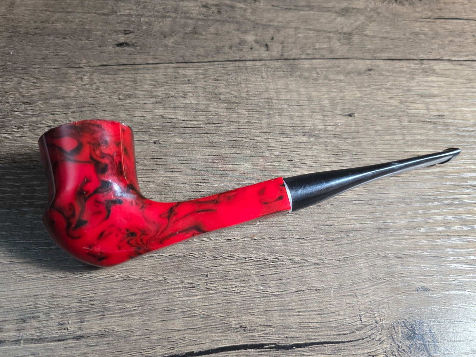 Vintage Hilson Fantasia? red swirl resin tobacco pipe Belgium -chip on bowl