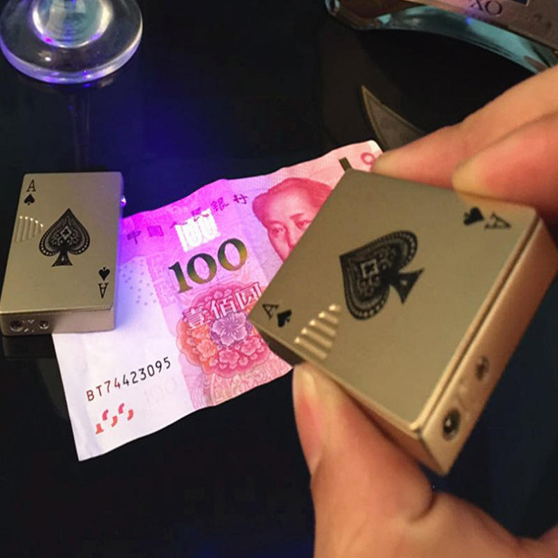 Refillable Green Flame Butane Poker Playing Card Deck Cigarette Lighter