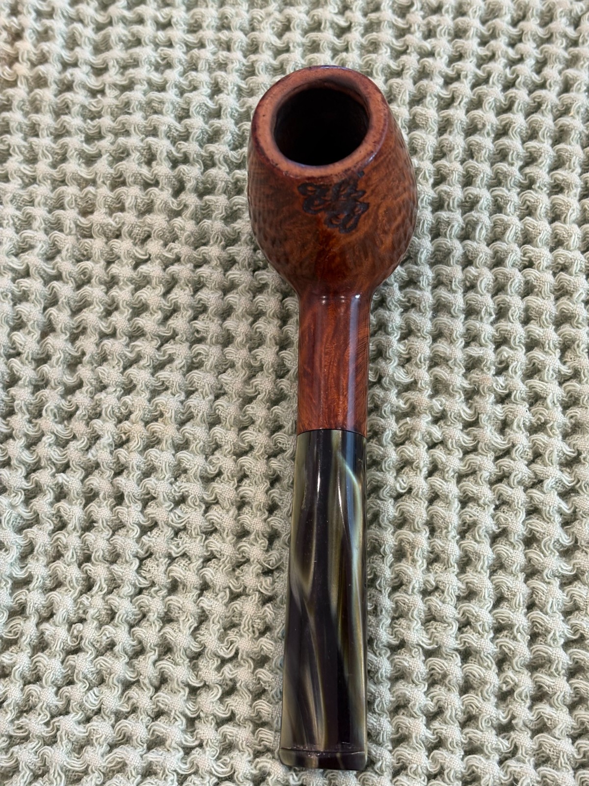PRINCE OF WALES MADE BY SAVANELLI LARGE BRANDY HAND TOOLED GREEN ACRYLIC STEM