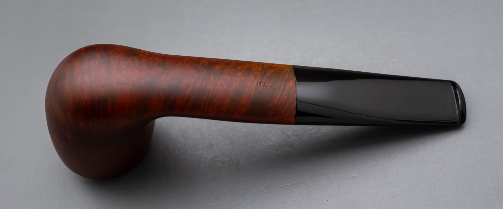 Lorenzo Large Oval Shank Billiard Pipe – NOS/Unsmoked In Original Box with Sock