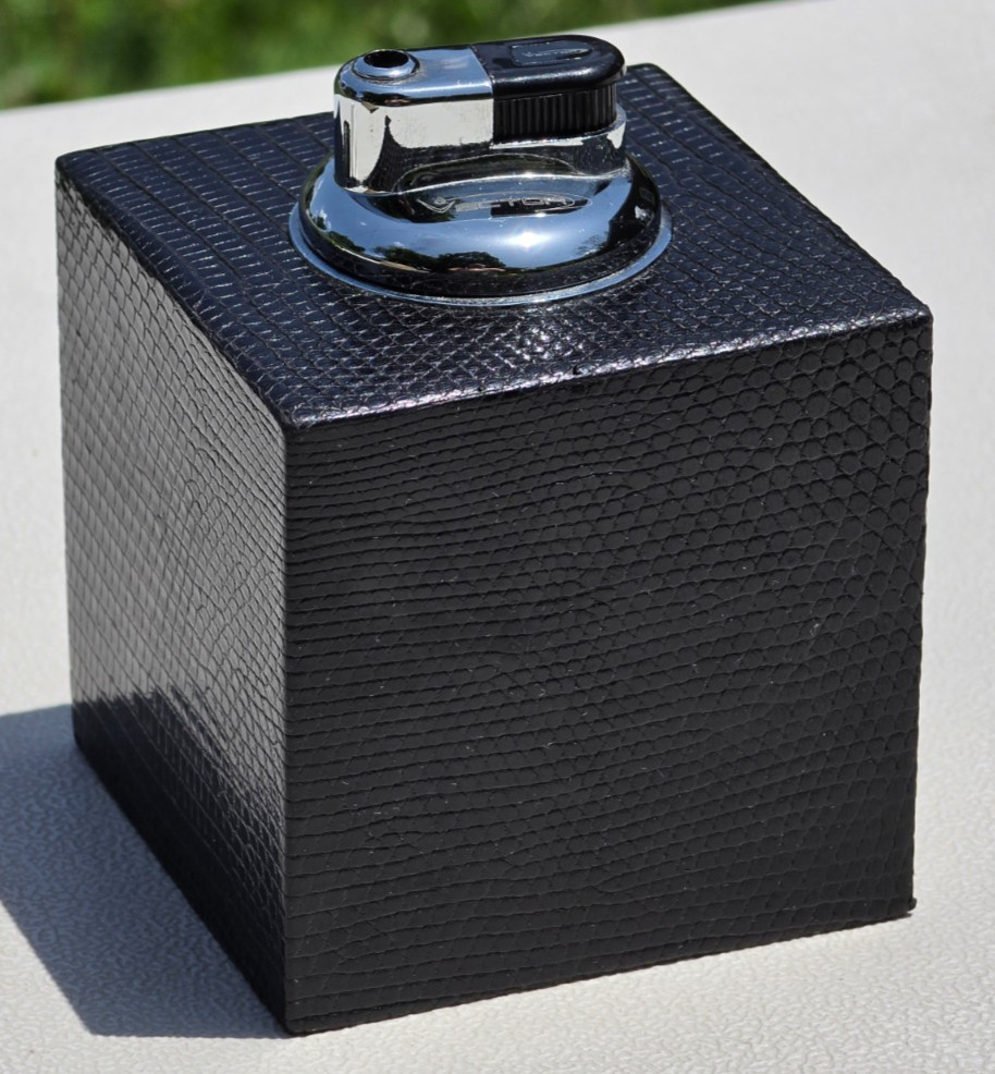 HUNTING SEASON Authentic Croc Skin Leather Square Table Lighter Made in Colombia