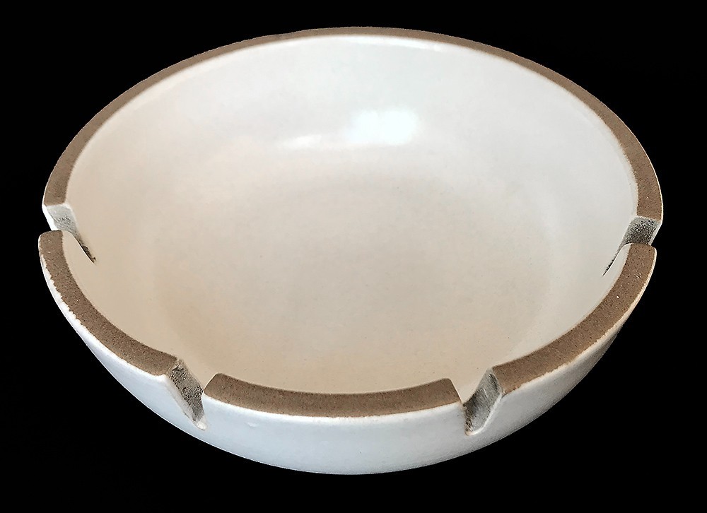 Vintage Heath Ceramics 4-slot Ashtray Oyster White Glaze 8.5” Made in California