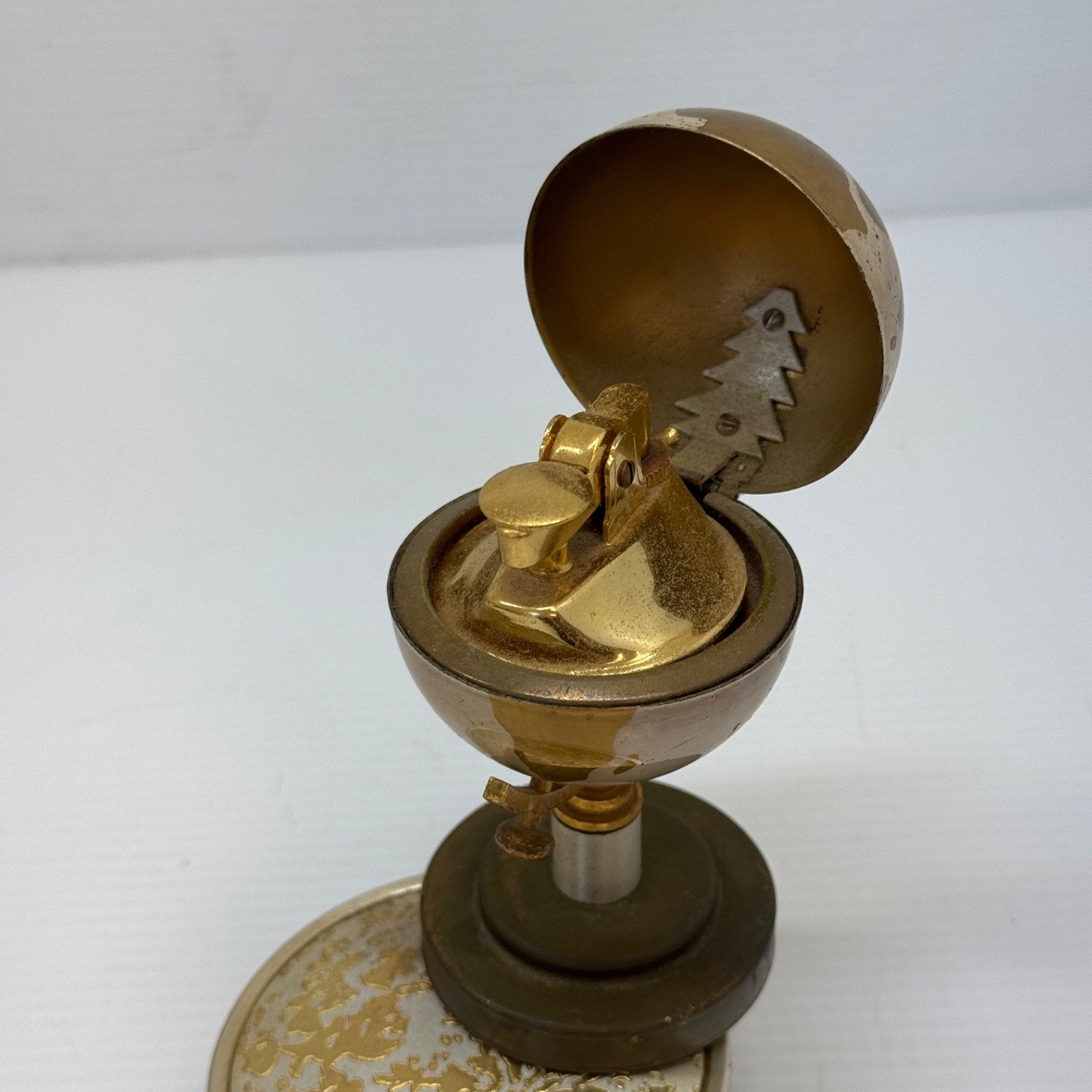 Spinning Music Box Globe Lighter by Windmill