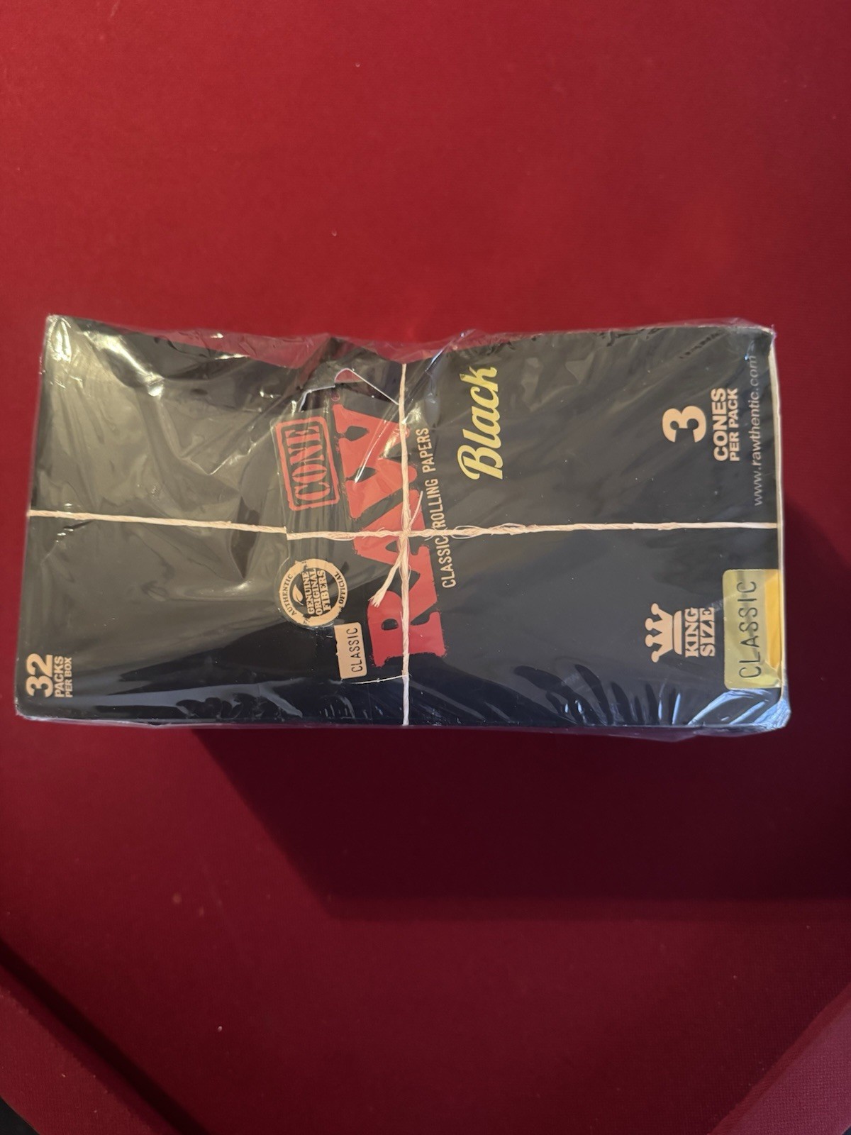 RAW Classic Black King Size Cones Rolling Papers Box – 32 Packs