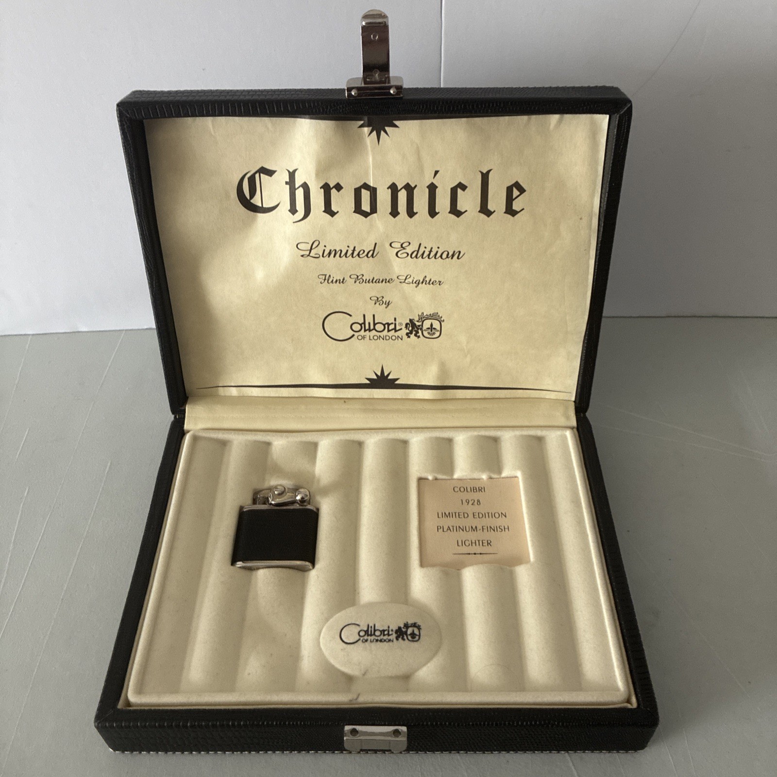 COLIBRI : Chronicle Limited Edition Flint, Butane, Lighter Leather Wrap and Case