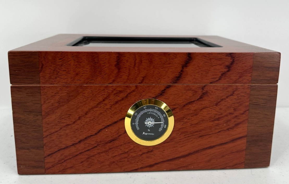 Cuban Crafters Cherry Wood Glass Top Cedar Lined Cigar Humidor NOT TESTED