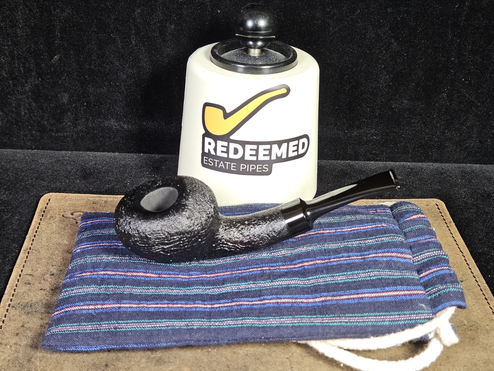 17 Pipes Blacked-out Sandblasted Strawberry Artisan Tobacco Pipe