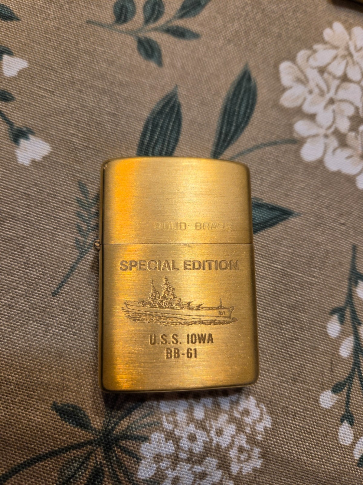IN BOX ZIPPO SPECIAL EDITION U.S.S. IOWA BB-61