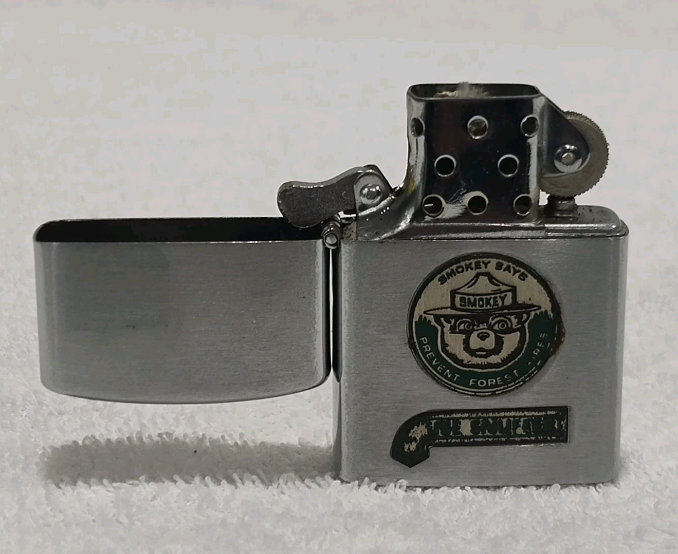 Vintage SMOKEY BEAR Lighter Made By SOLO SNUFFER CO Tobacciana 🐻🔥🐻🔥