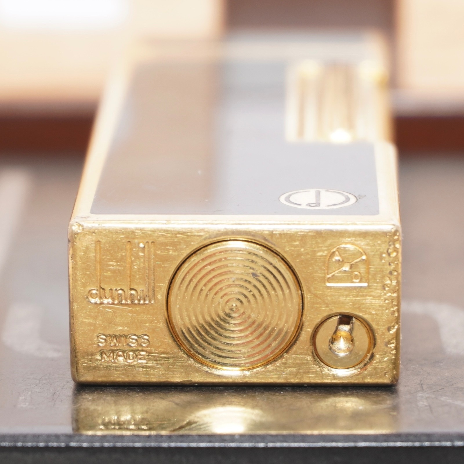 With D Mark Dunhill Lighter Gold/Black_Ultrasonically Cleaned_WORKING_B