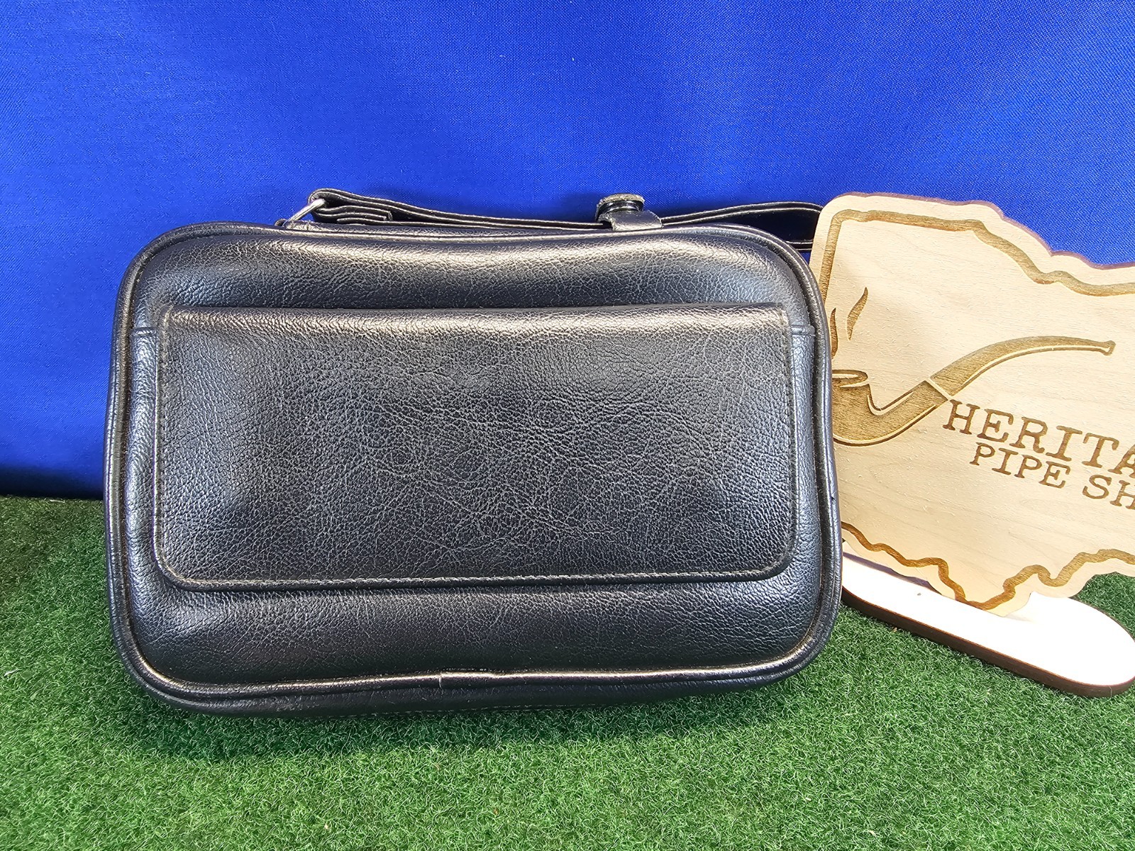Black Leather Zippered 5-pipe Plus Accessories Travel Bag/Case, Pre-owned