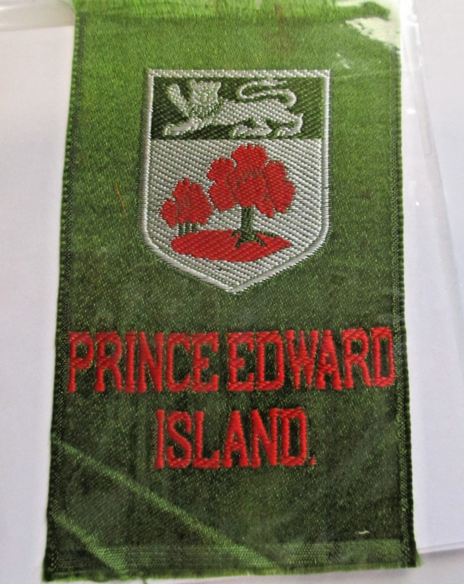 Vintage Tobacco Cigarette Silks CANADA Provinces “PRINCE EDWARDS ISLAND” VF