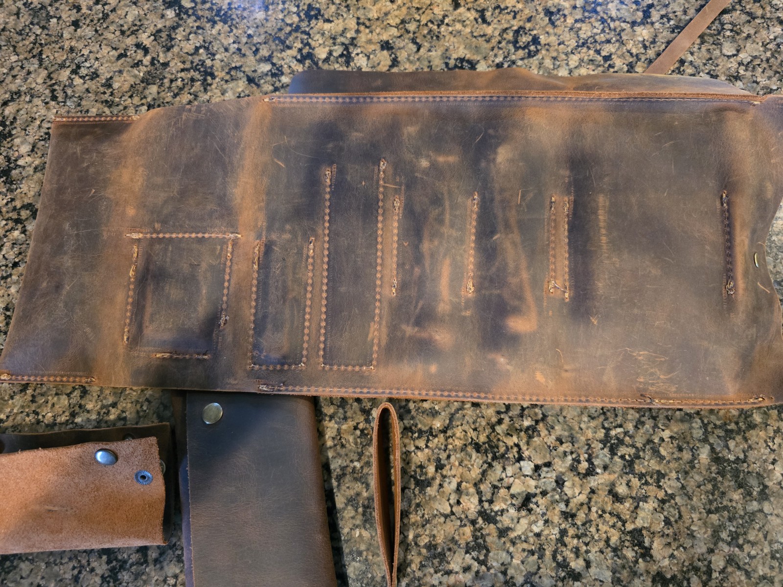 Premium Tobacco Pipe Roll – Leather Pipe Pouch – Holds Pipes, Tobacco & Accessor