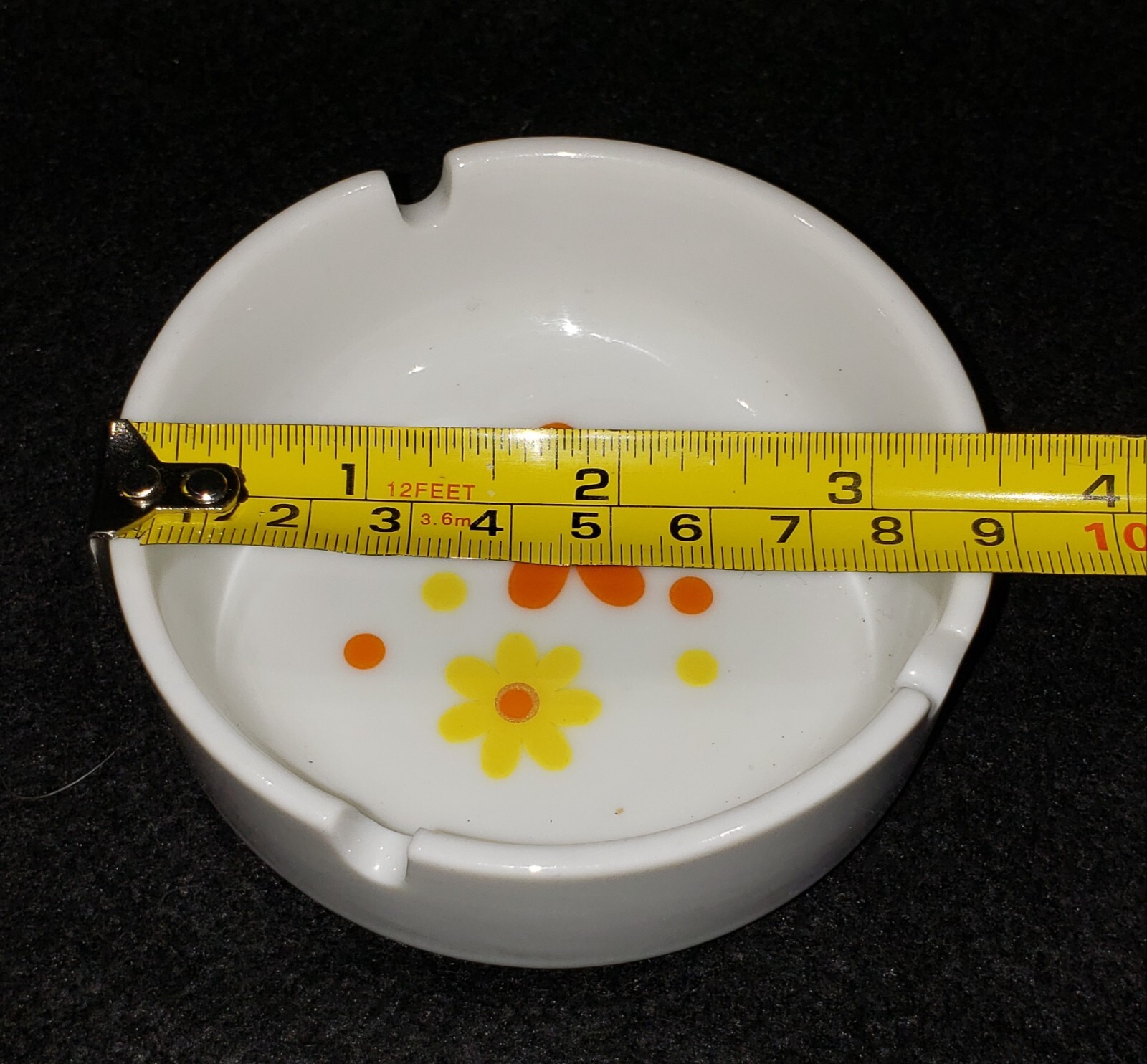 Vintage Ceramic Ashtray Daisy Flower Power 1970s Takahashi Japan Mod Groovy 3.5″