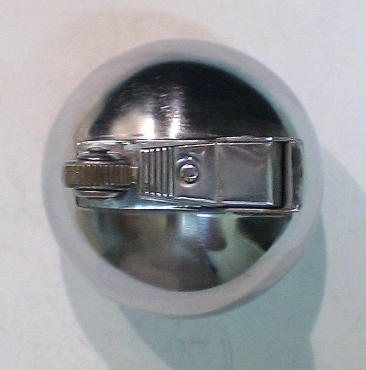 BRIQUET * the Ball by DANDY * Automatic Lighter Feuerzung Accendino no thorens