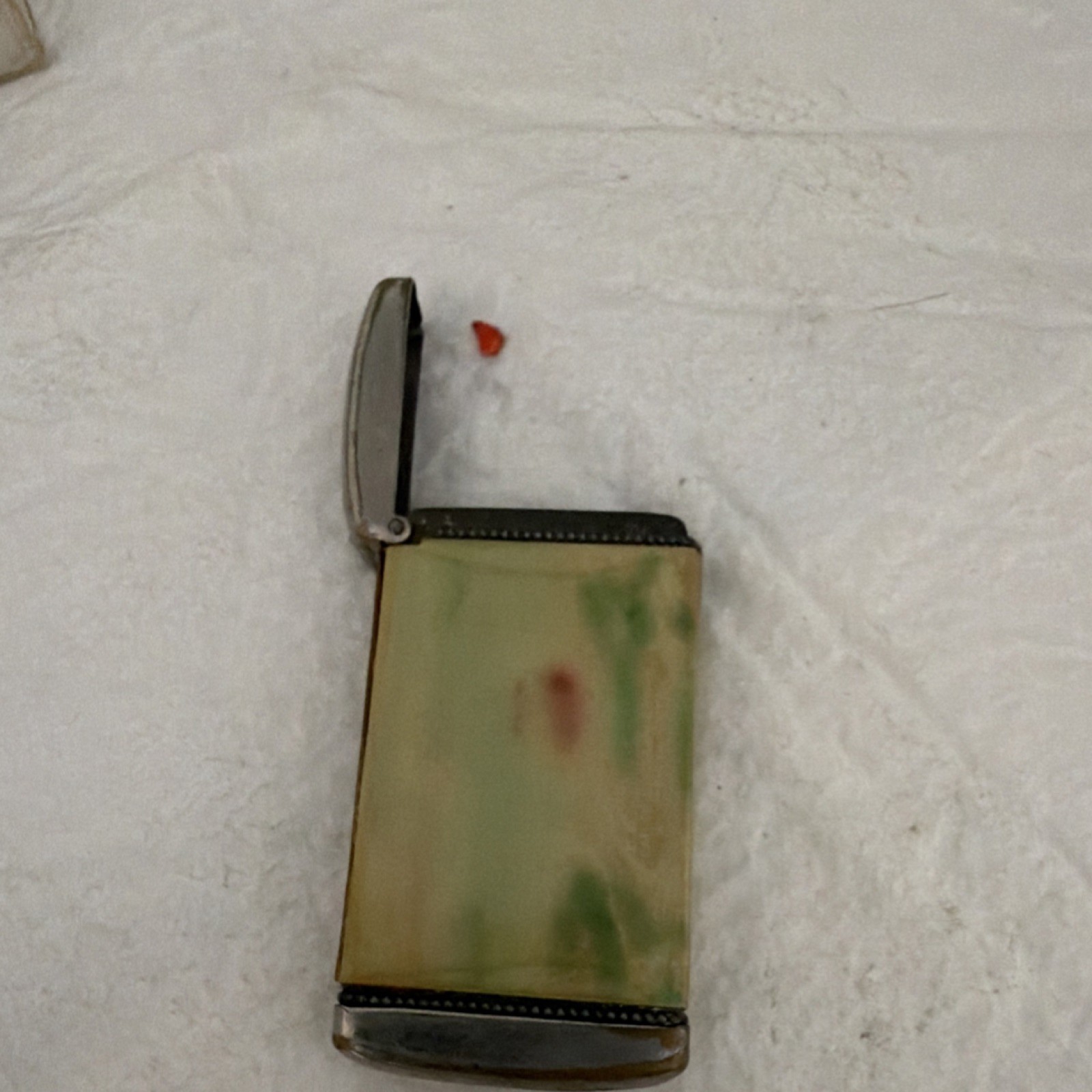 Beige Green Red Collectible Lighter case Vintage Metal Decorative