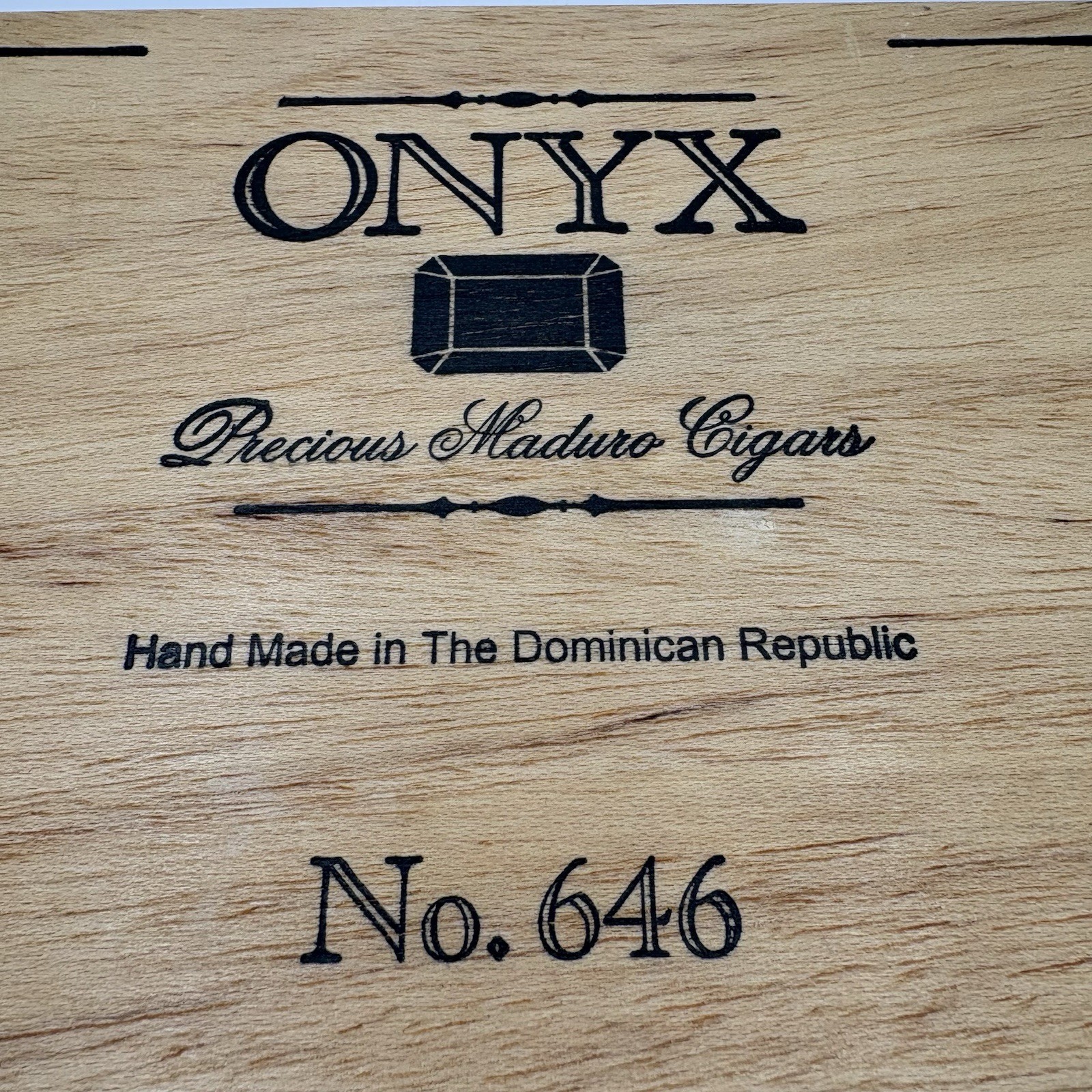 Onyx No. 646 Vintage Empty Cigar Wood Box Dominican Republic Dovetail Wooden