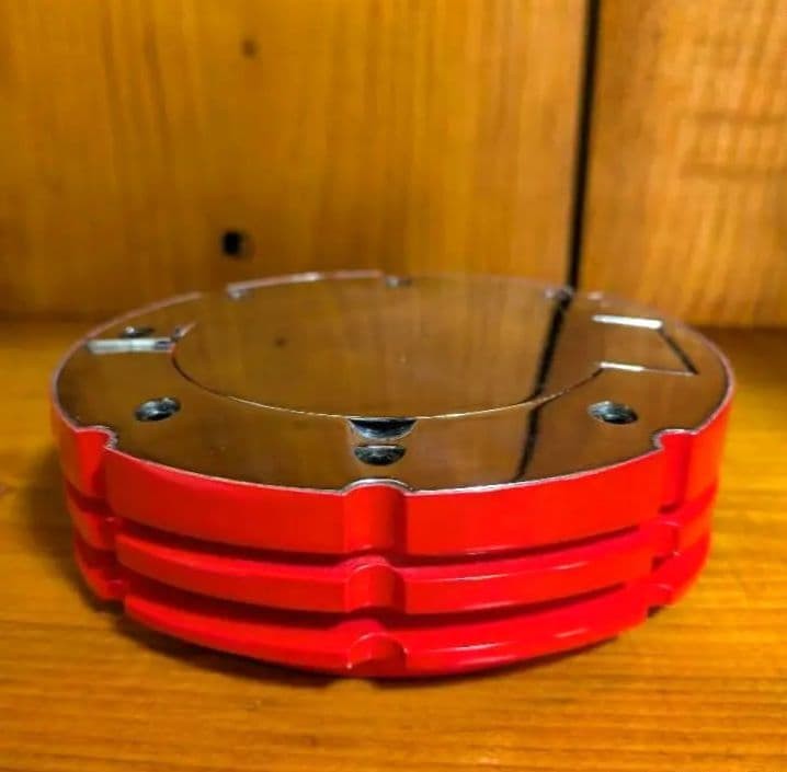 Vintage Marlboro Racing Fuel Cap Style Flip Top Red Metal Ashtray 4.7 in Rare