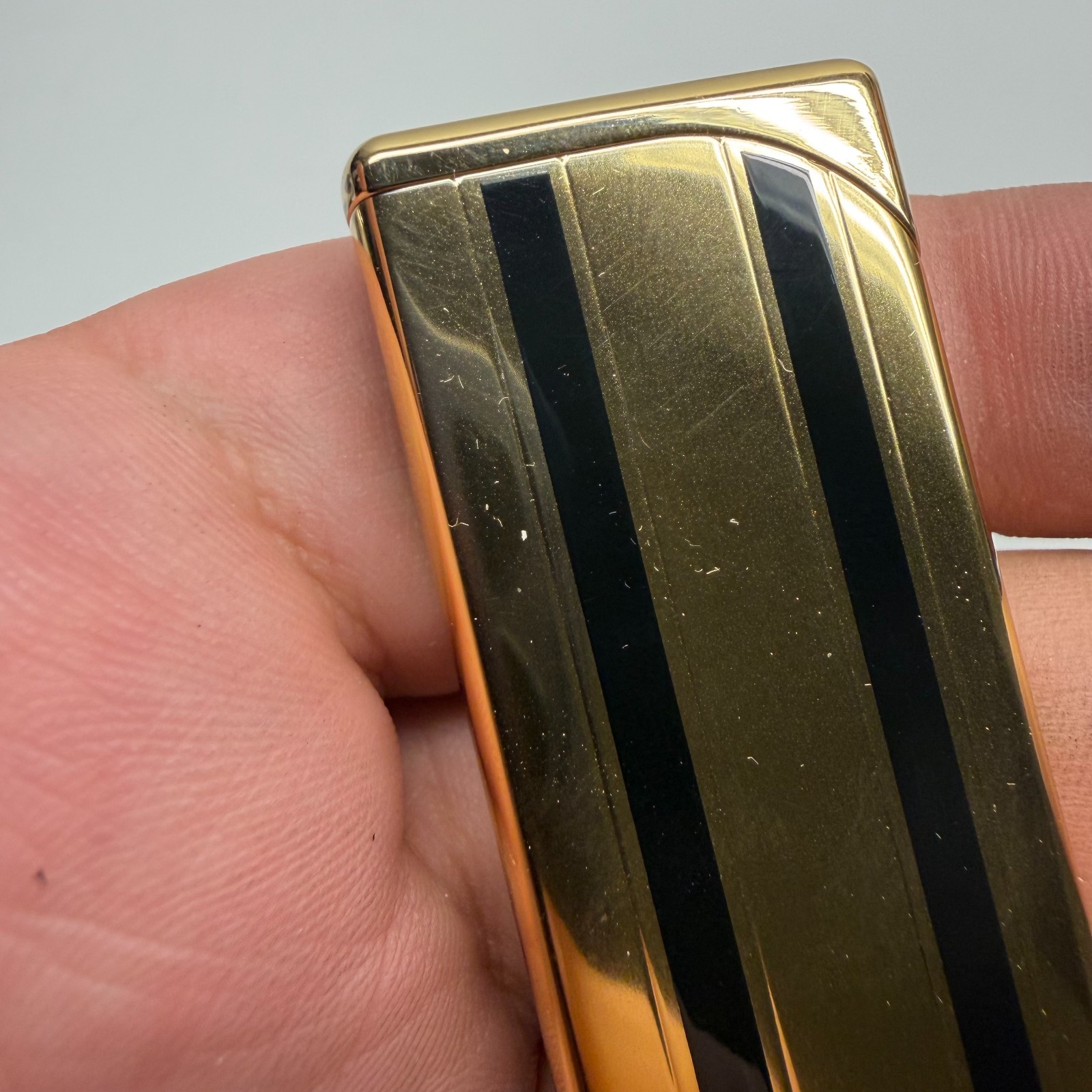 Vtg COLIBRI Electro Quartz Lighter Gold Black Tone in Original Box – UNTESTED