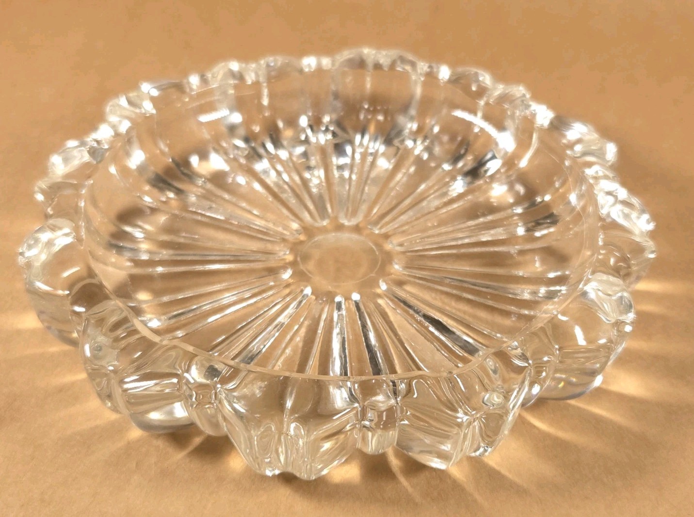 Vintage 3 Hazel Atlas Nesting Ashtrays Clear Glass Fluted Daisy Flower Shaped
