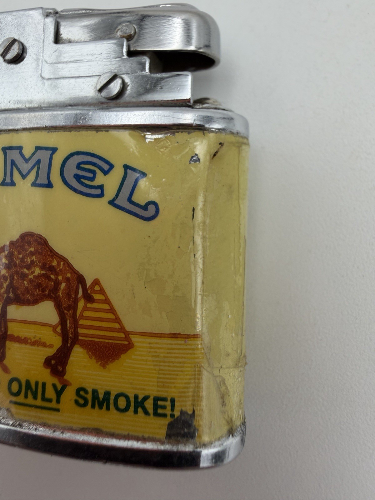 VINTAGE CAMEL ” The One and Only Smoke ” DESIGN LIGHTER MADE IN JAPAN