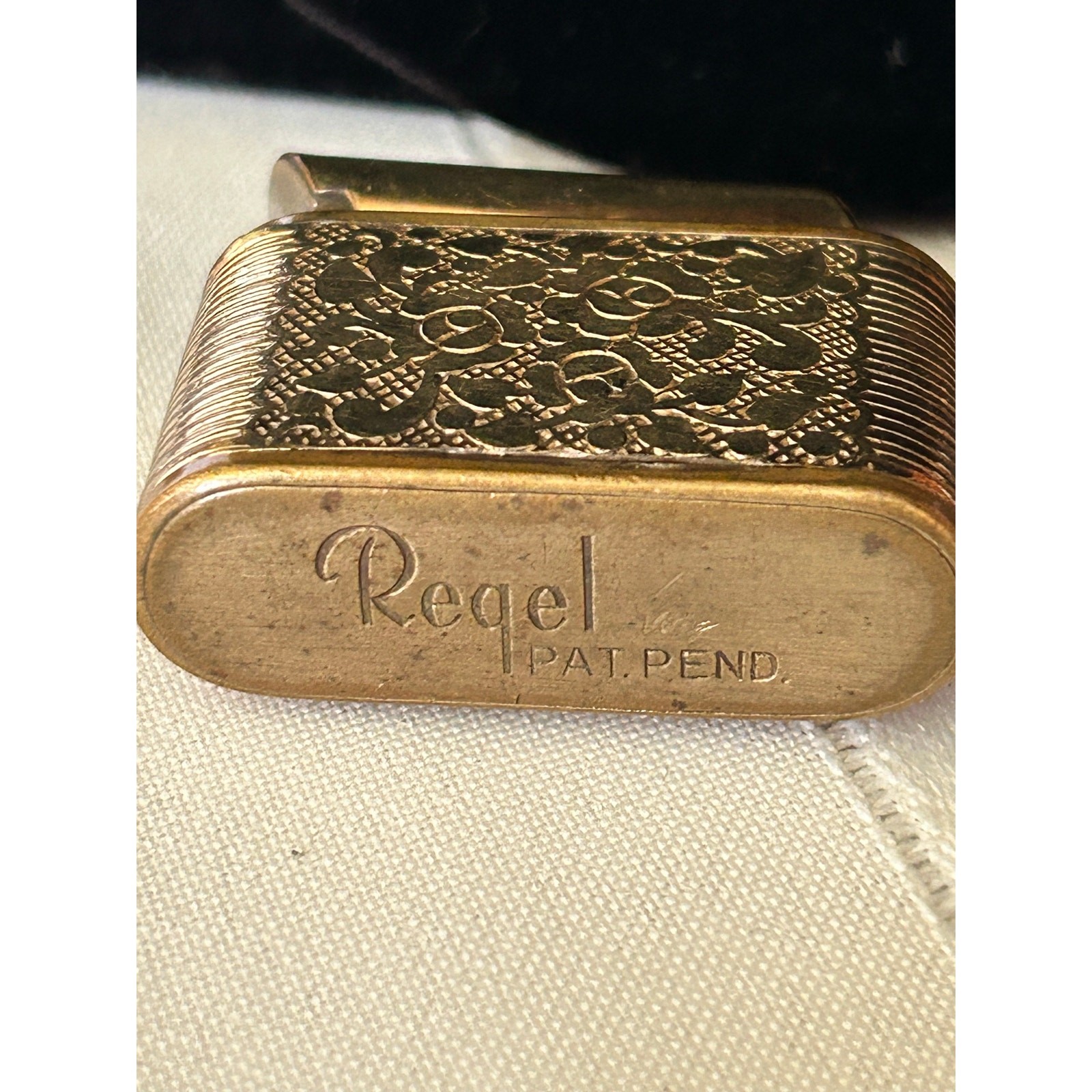 Vintage 1930s Regeliter Automatic Lighter Floral Engraved Gold Tone Germany