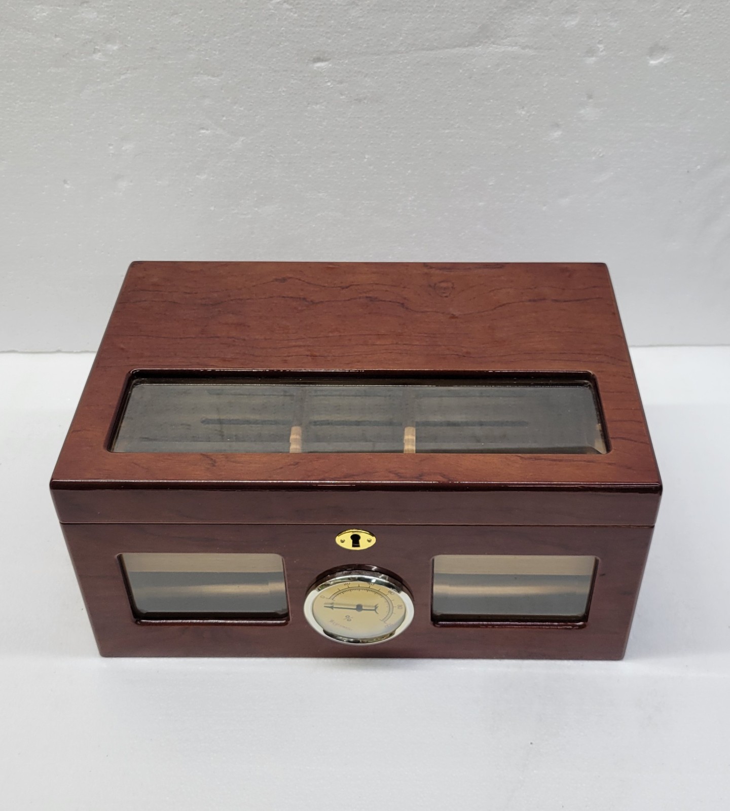 High-Gloss Cherrywood, Cedar Lining, Glass Top Cigar Humidor For 120 Cigars
