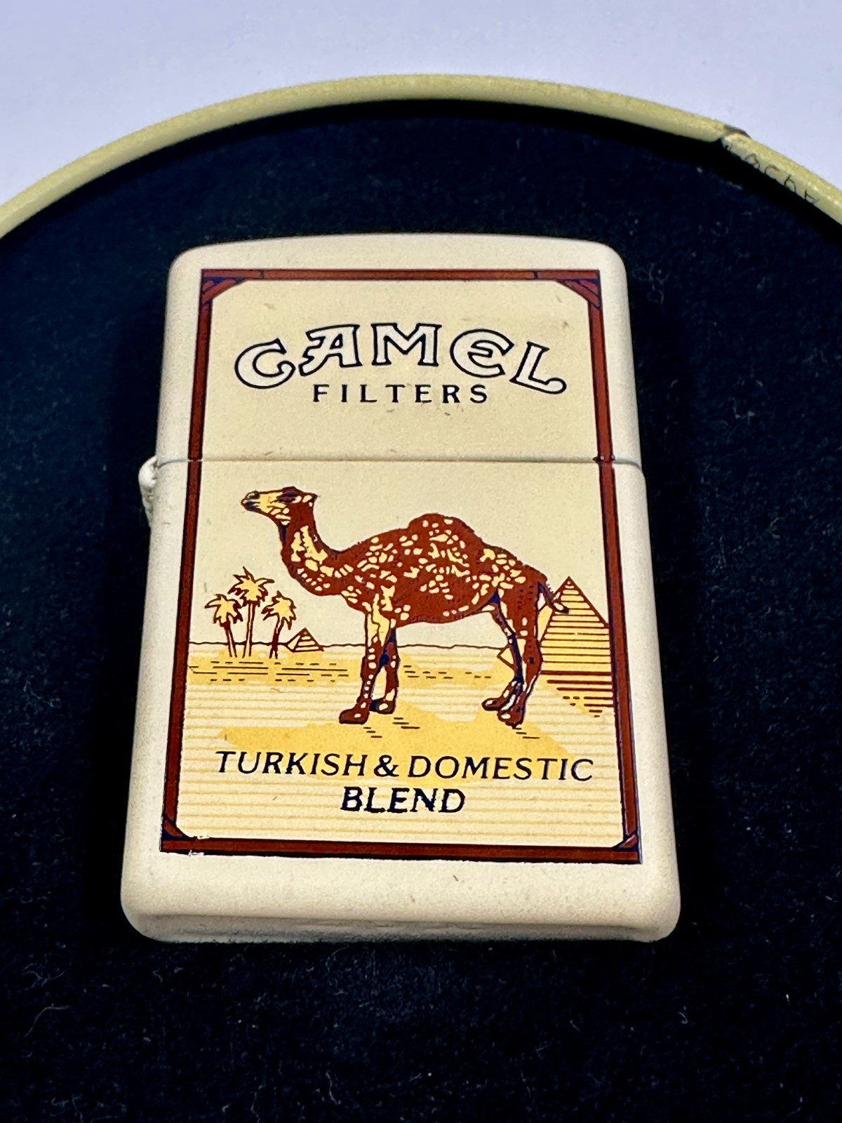 Zippo Camel Filters Turkish & Domestic Blend in Tin Cream 1996
