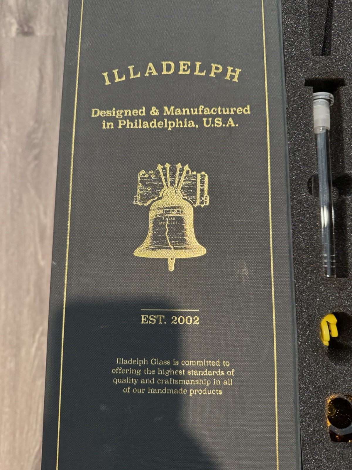 Illadelph Signature Series 19 inch 5mm stem with 3 grinders, debowler + more