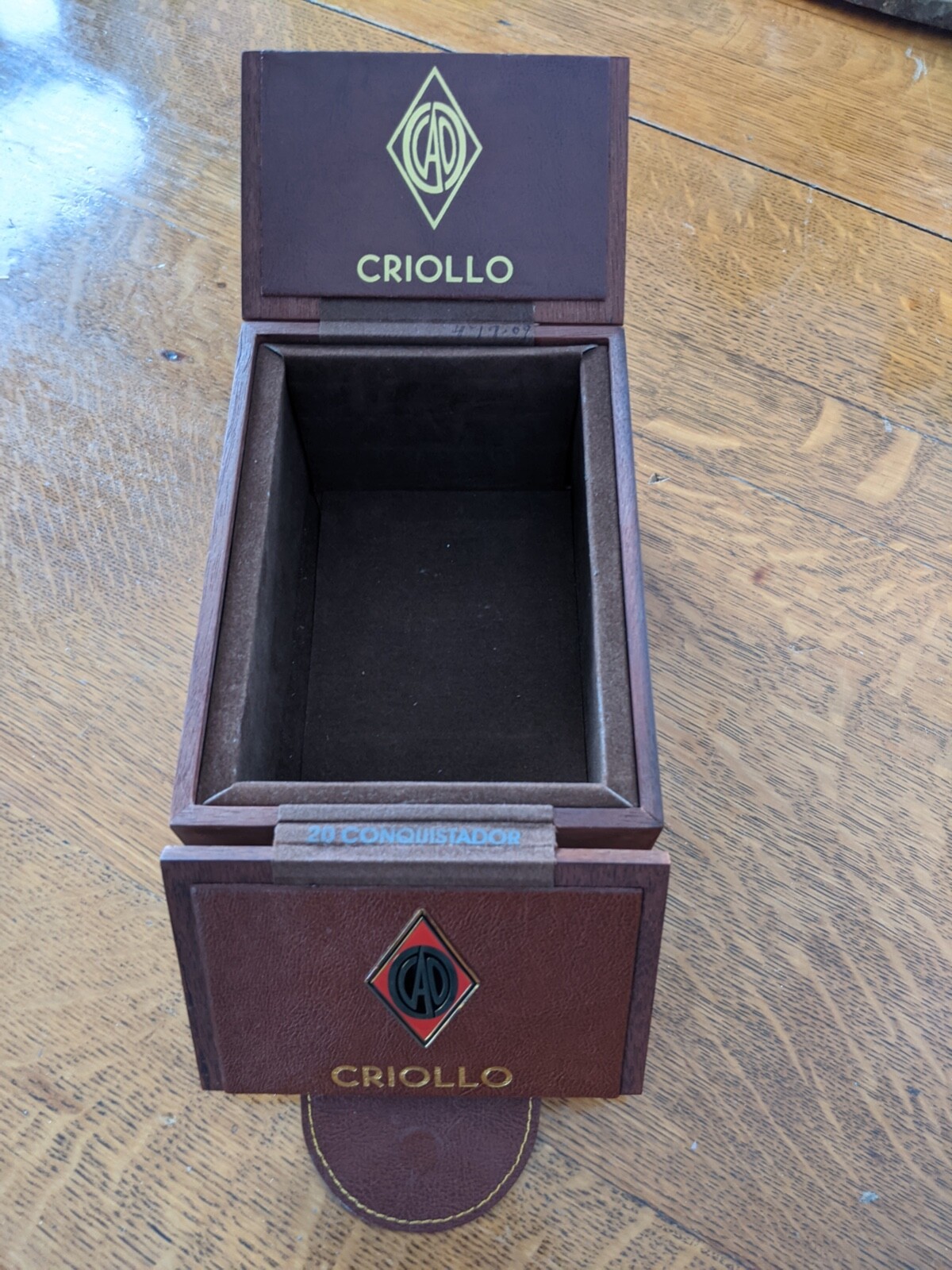 💎 CAO Criollo Conquistador Wooden Cigar Box (EMPTY) – COMBINE SHIPPING 💎