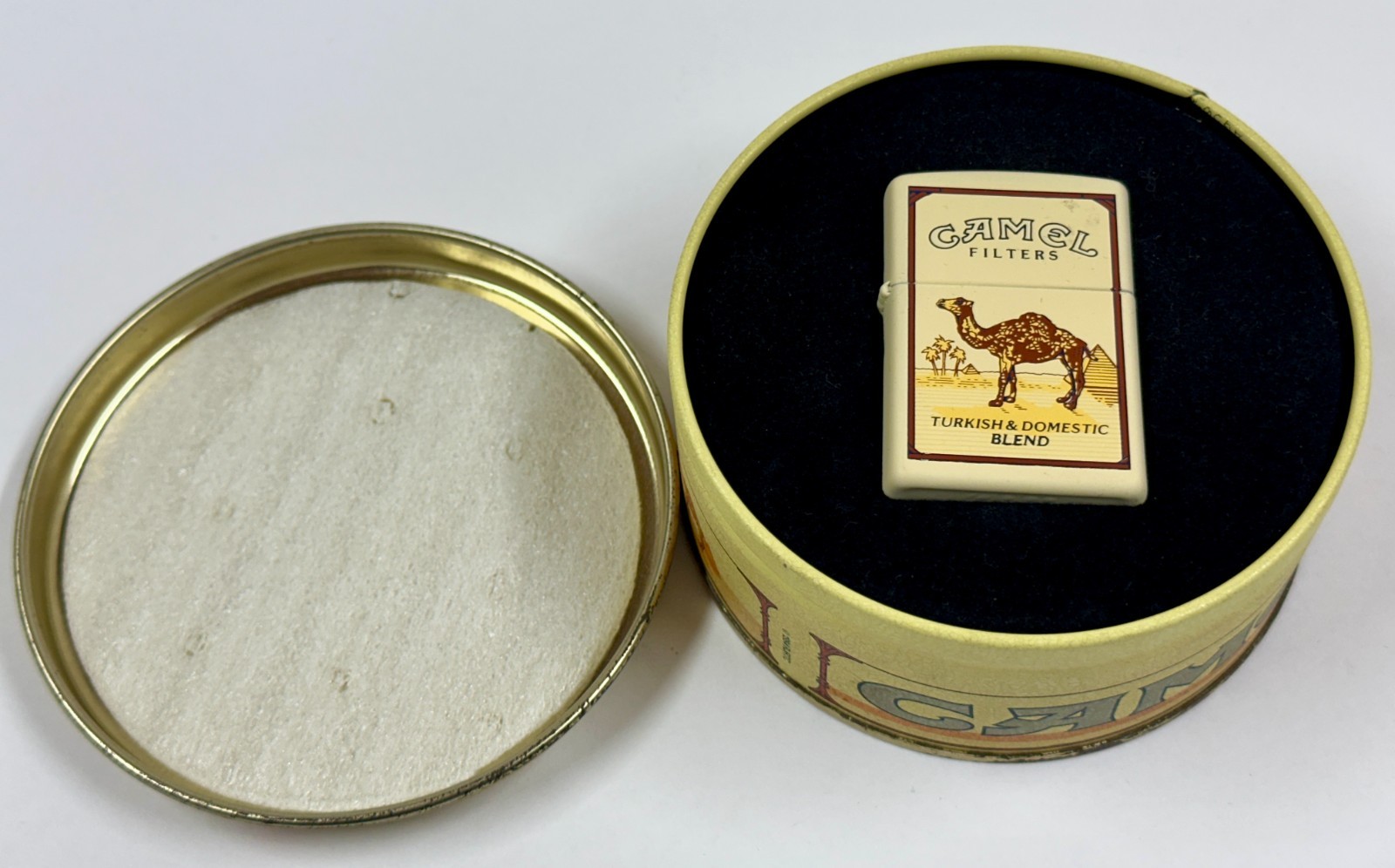 Zippo Camel Filters Turkish & Domestic Blend in Tin Cream 1996