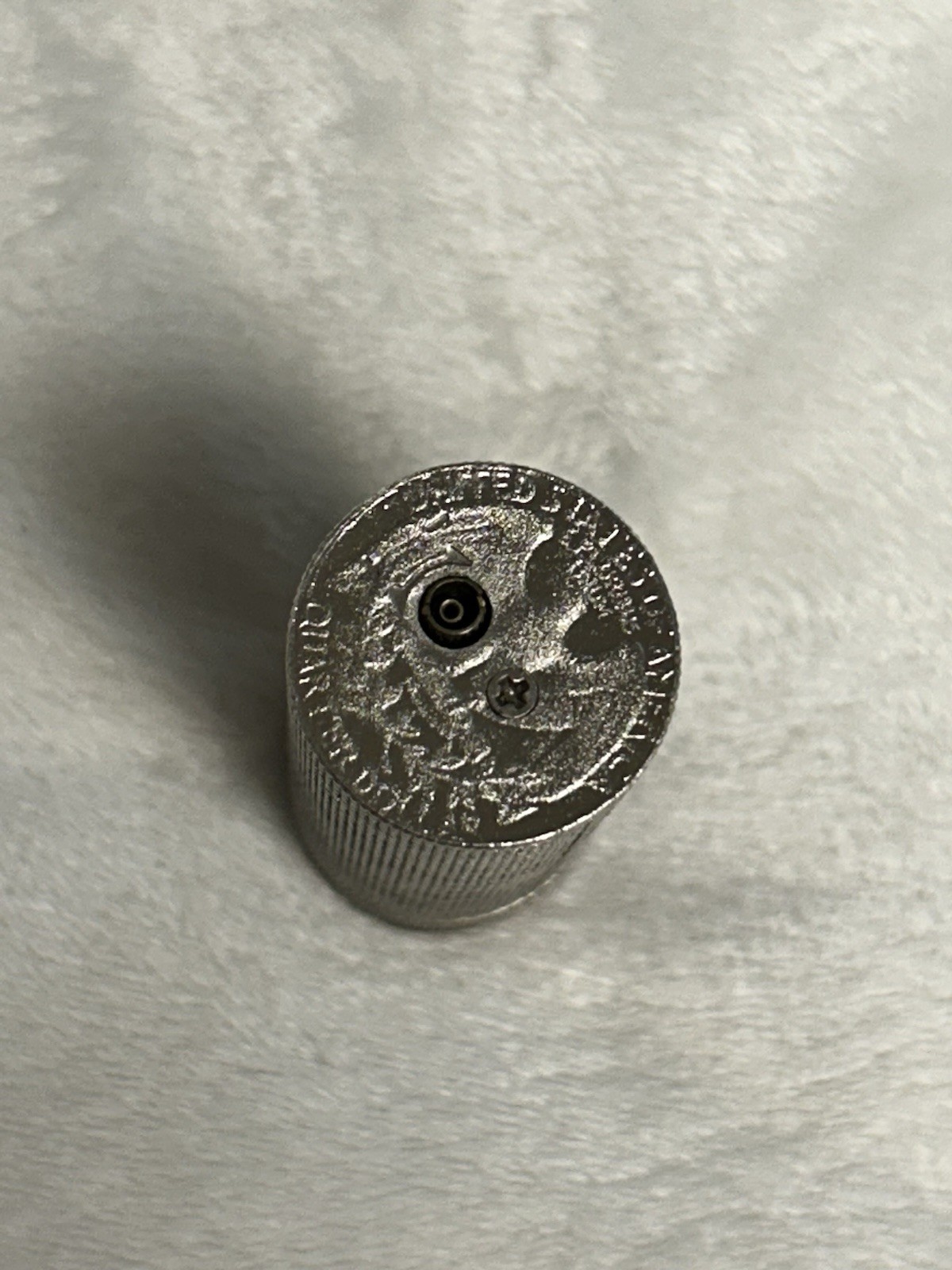 Vintage Novelty Roll of Quarters Shaped Butane Lighter – 1996 Coin Stack (O130)