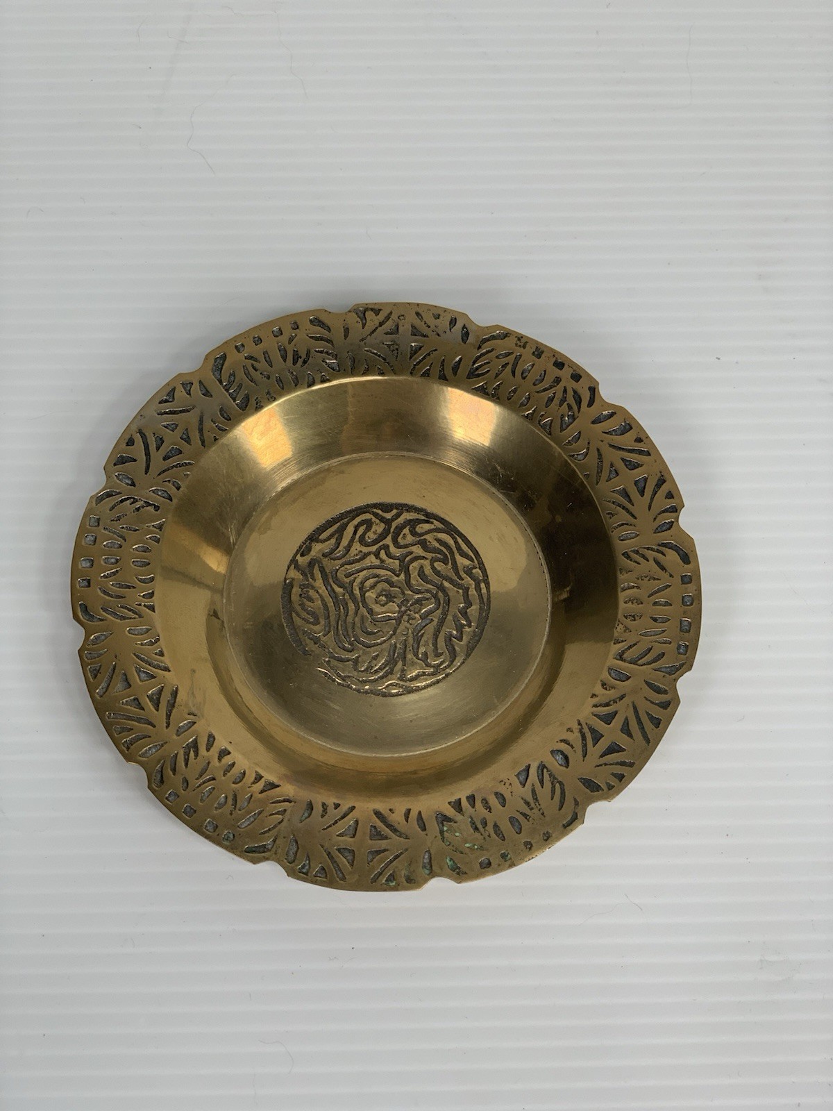 Vintage 1950’s Korean Solid Brass Trinket Dish / Ashtray – Mid Century – 4.5 In