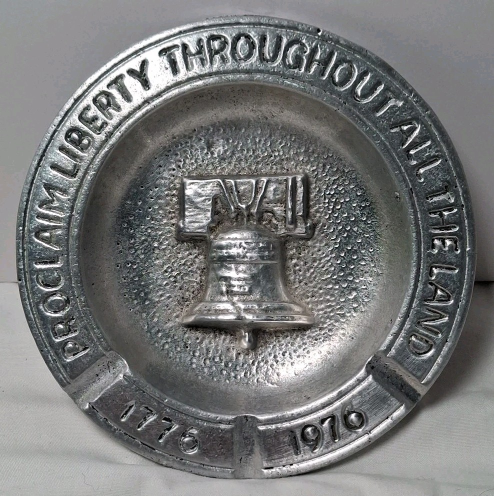 US Bicentennial Pewter Ashtray, Vintage, 5 inches in diameter