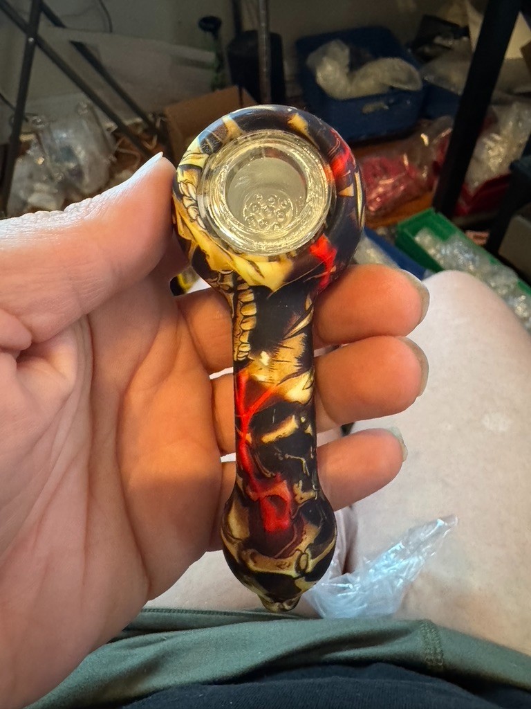 SILICONE SMOKING PIPE W/ GLASS BOWl US SELLER Fast Ship